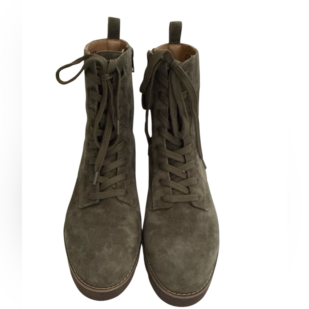 Vionic Lani Olive Suede Lace-Up Ankle Boots - Size 8.5 - NWOT- Water Repellant - Picture 7 of 9